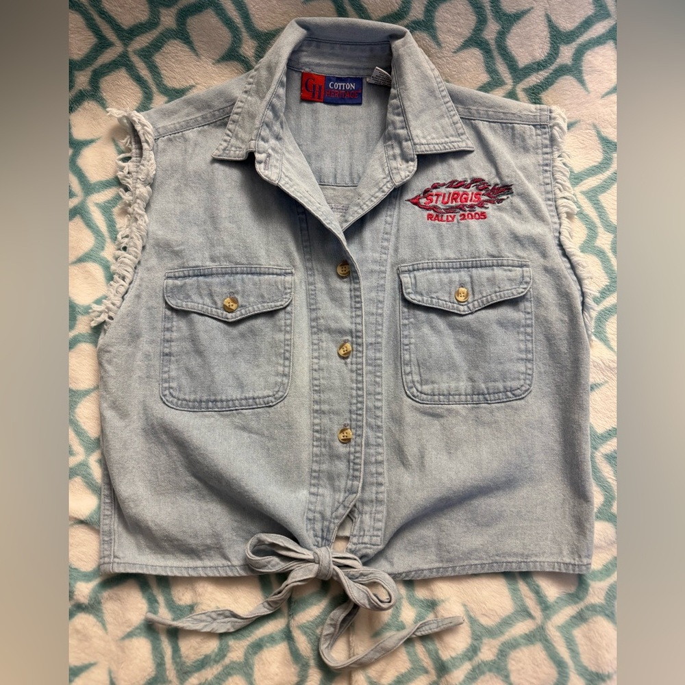 Sturgis Rally 2005 Denim Sleeveless Shirt - Light Blue
